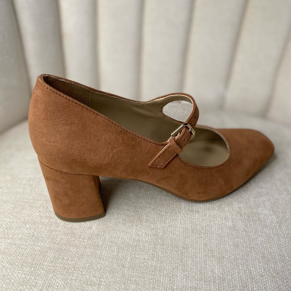 Naturalizer Tan Suede Mary Jane Heels NEW-no box - Picture 2 of 6